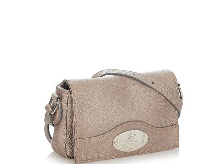 Fendi Selleria Leather Crossbody Bag (SHG-22784) Fashion