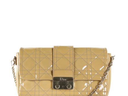 CHRISTIAN DIOR Beige Cannage Patent Leather Small Miss Dior Promenade Crossbody Bag Fashion