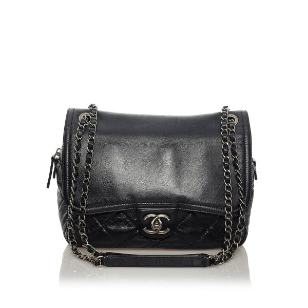 Chanel In The Mix Zip Flap Leather Crossbody Bag (SHG-34482) on Sale