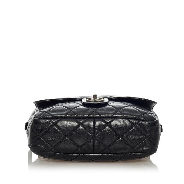 Chanel In The Mix Zip Flap Leather Crossbody Bag (SHG-34482) on Sale